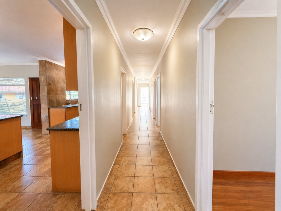 5 Bedroom Property for Sale in Bayswater Free State